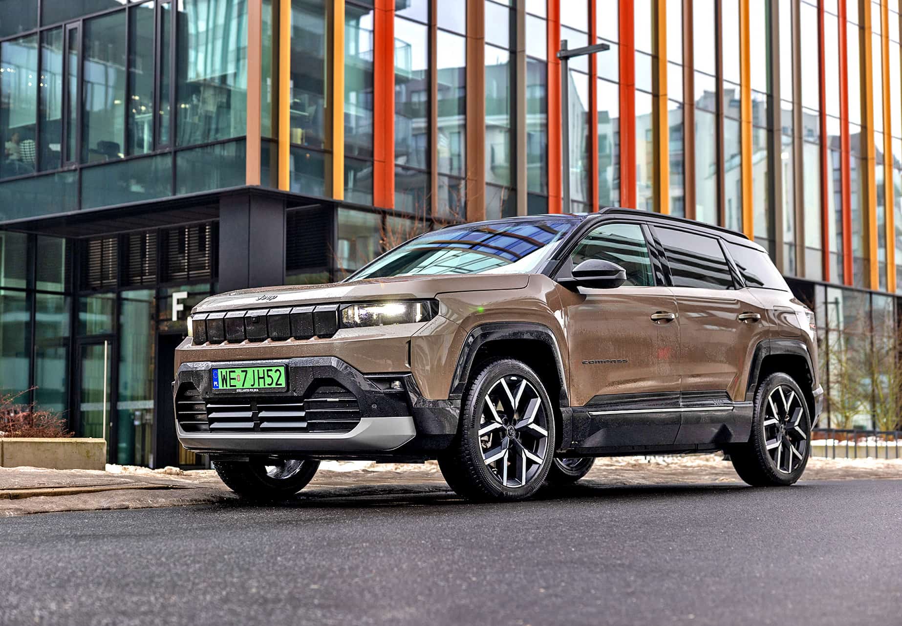 Jeep Compass III BEV – przód