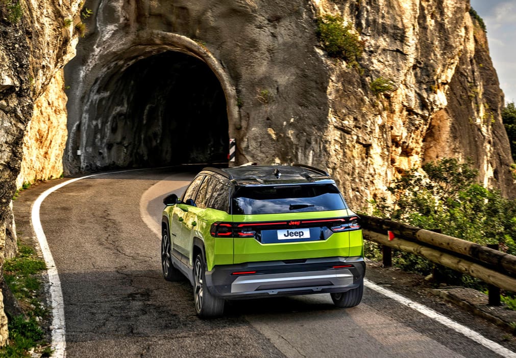 Jeep Compass III – tył