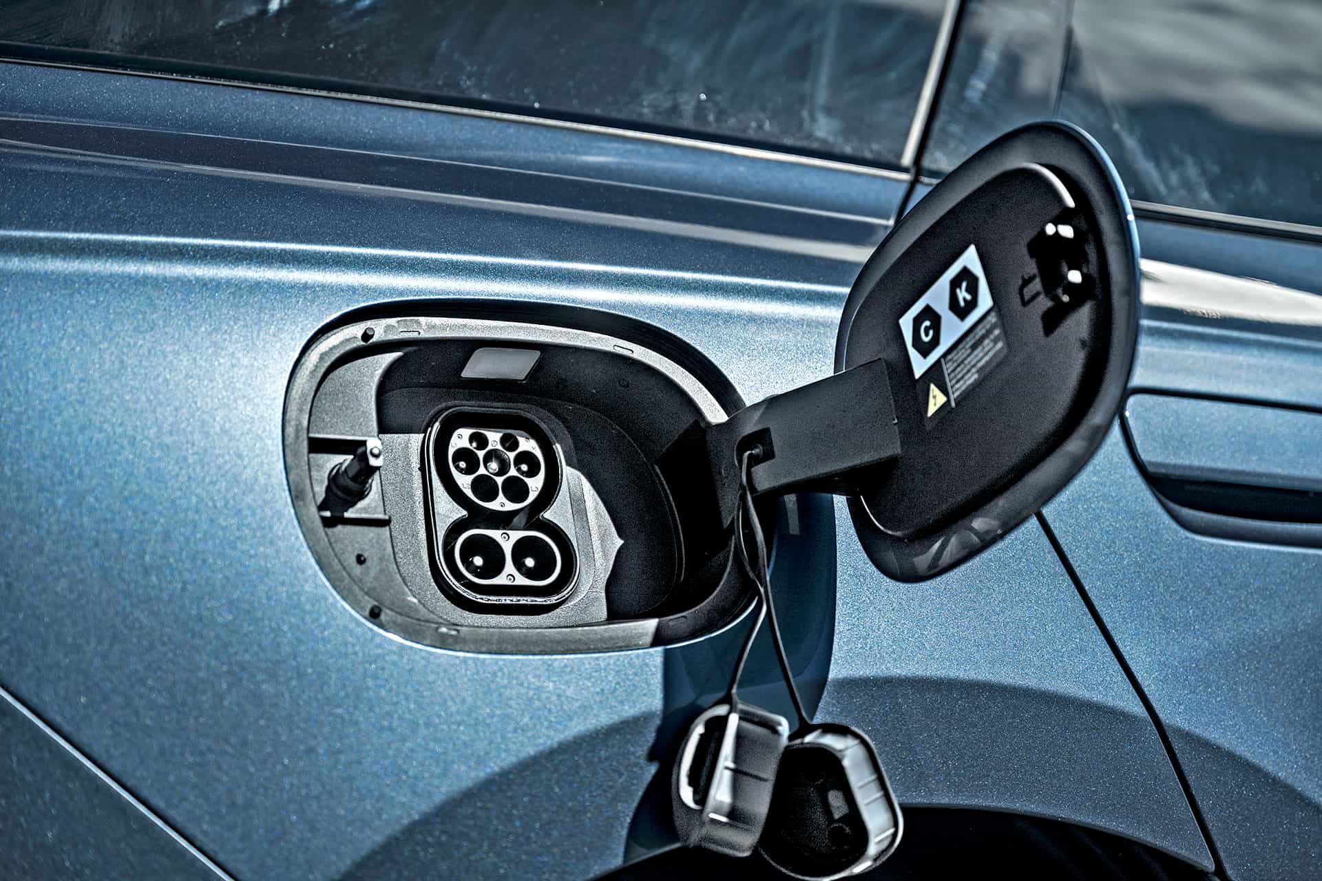 BYD Seal 6 DM-i Touring – gniazdo ładowania