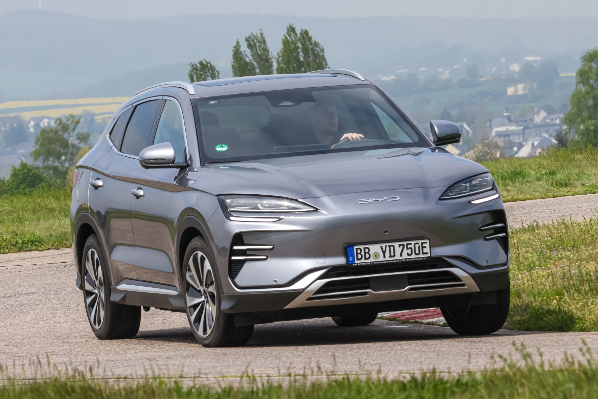 BYD Seal U – przód