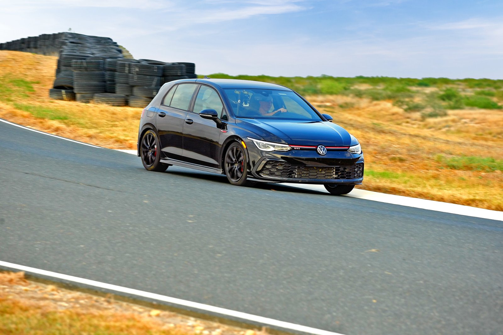 test opon letnich 2026 sucha nawierzchnia jazda sportowa na czas