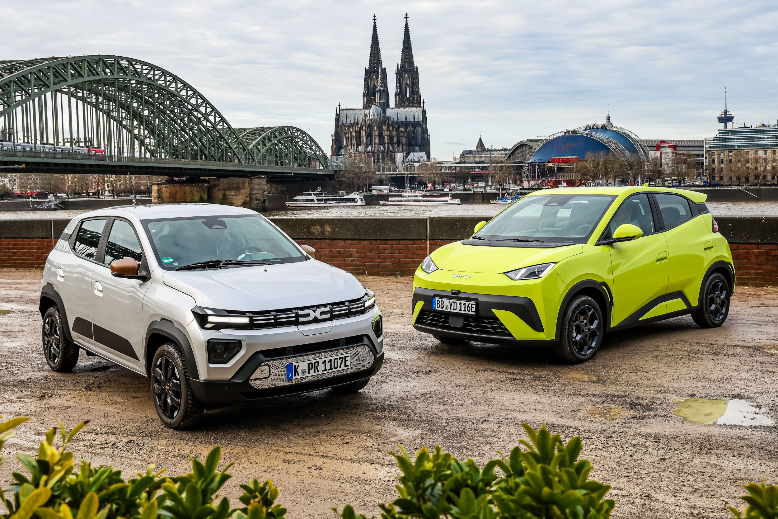 BYD Dolphin Surf, Dacia Spring - 4