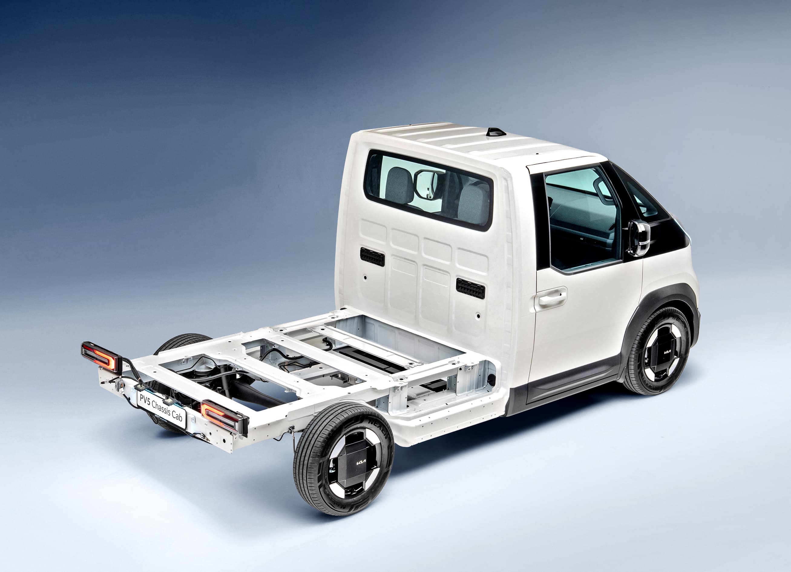 kia-pv5-pod-zabudowe