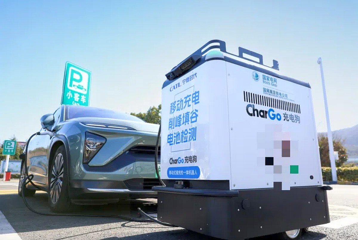 Chiny znów zaskakują. Teraz to ładowarka przyjeżdża do auta