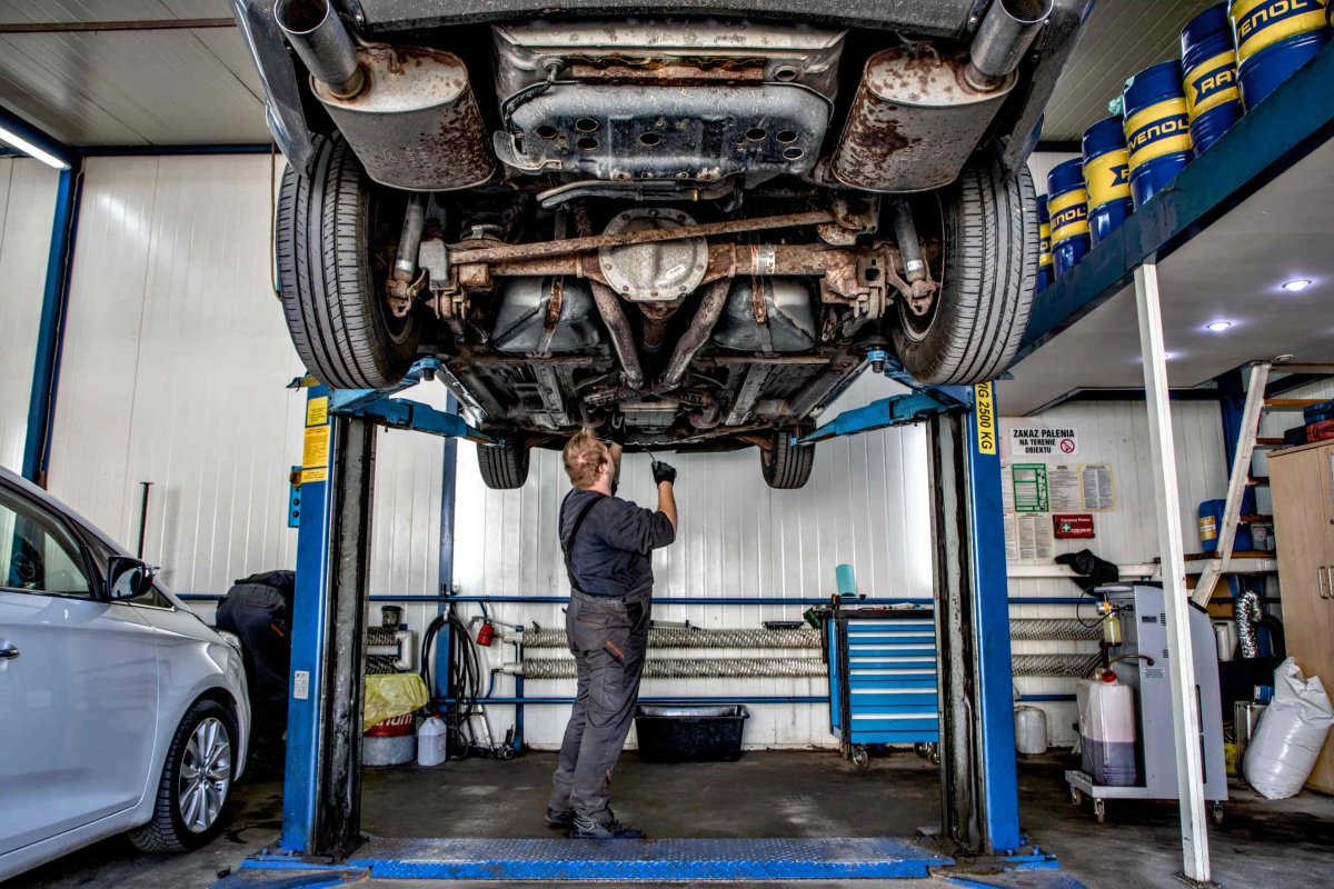 Profilaktyczny serwis auta – co warto zrobić, żeby zapobiec problemom lub je ograniczyć?