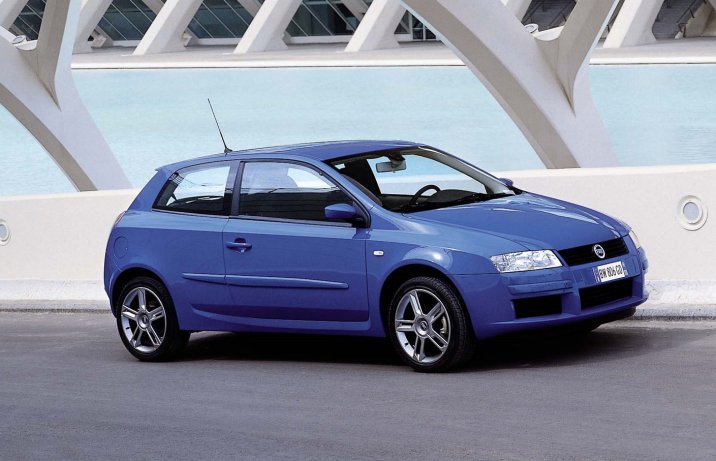 Fiat Abarth Stilo – bok i przód