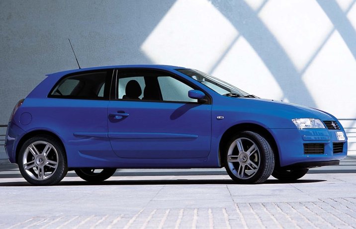 Fiat Abarth Stilo – bok