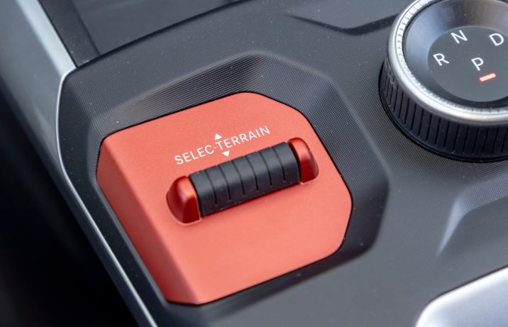 Jeep Compass III – deska rozdzielcza, przełącznik Selec-Terrain