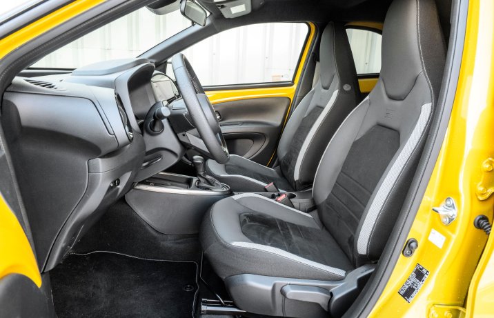 Toyota Aygo X - fotele
