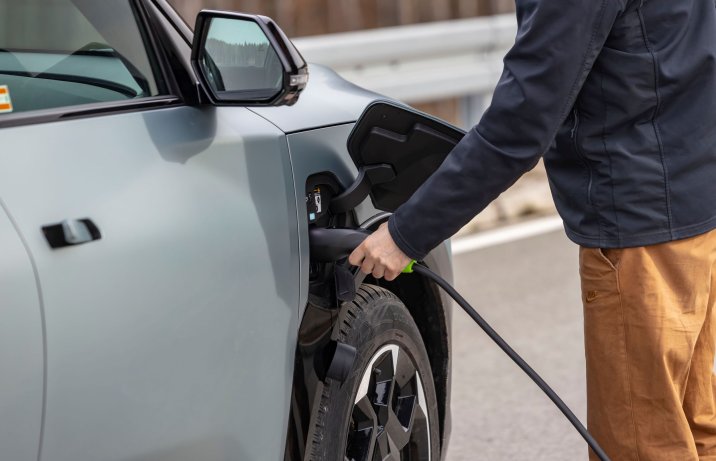 Kia EV5 - ładowanie