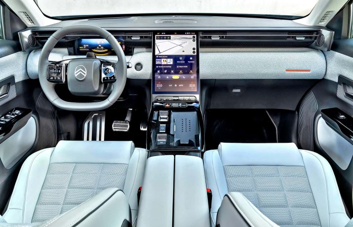 Citroën C5 Aircross – deska rozdzielcza