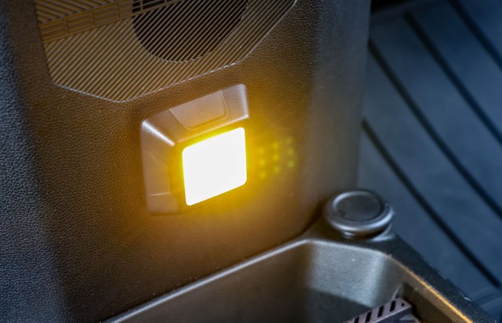 Dacia Spring - lampka