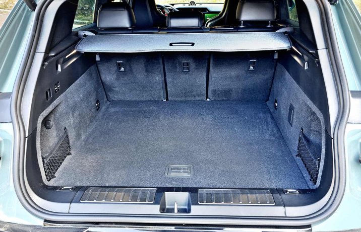 Porsche Cayenne Electric – bagażnik