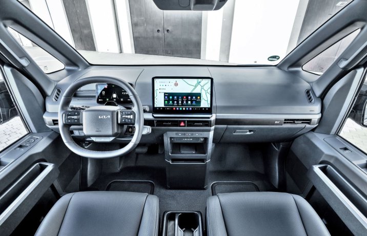 Kia PV5  Cargo – wnętrze, kokpit