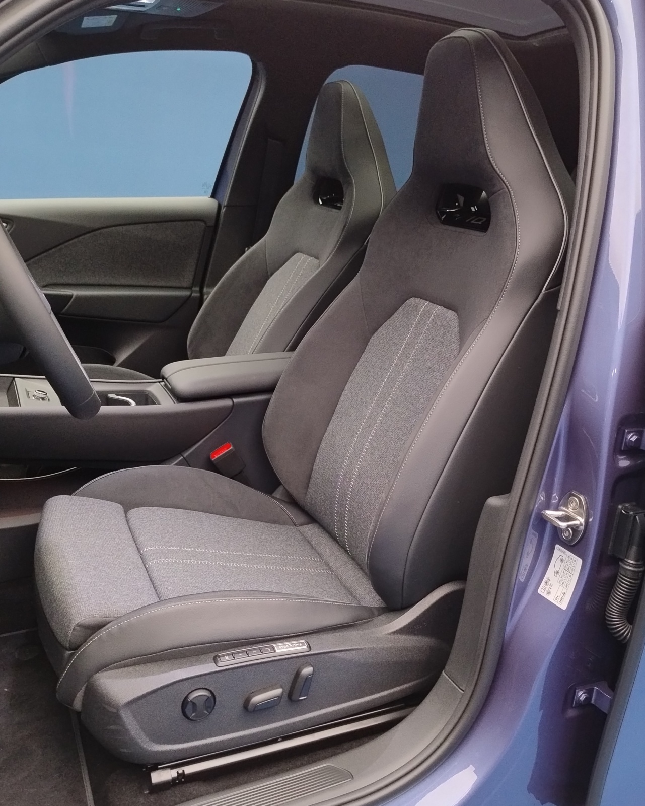 volkswagen-id3-neo-siedzenia