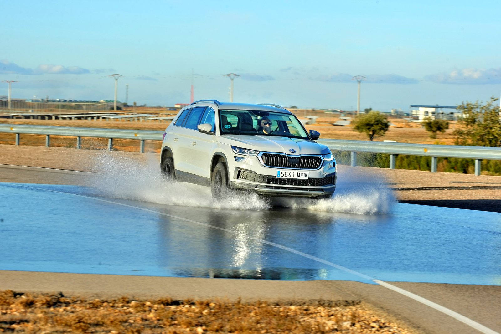 Aquaplaning poprzeczny