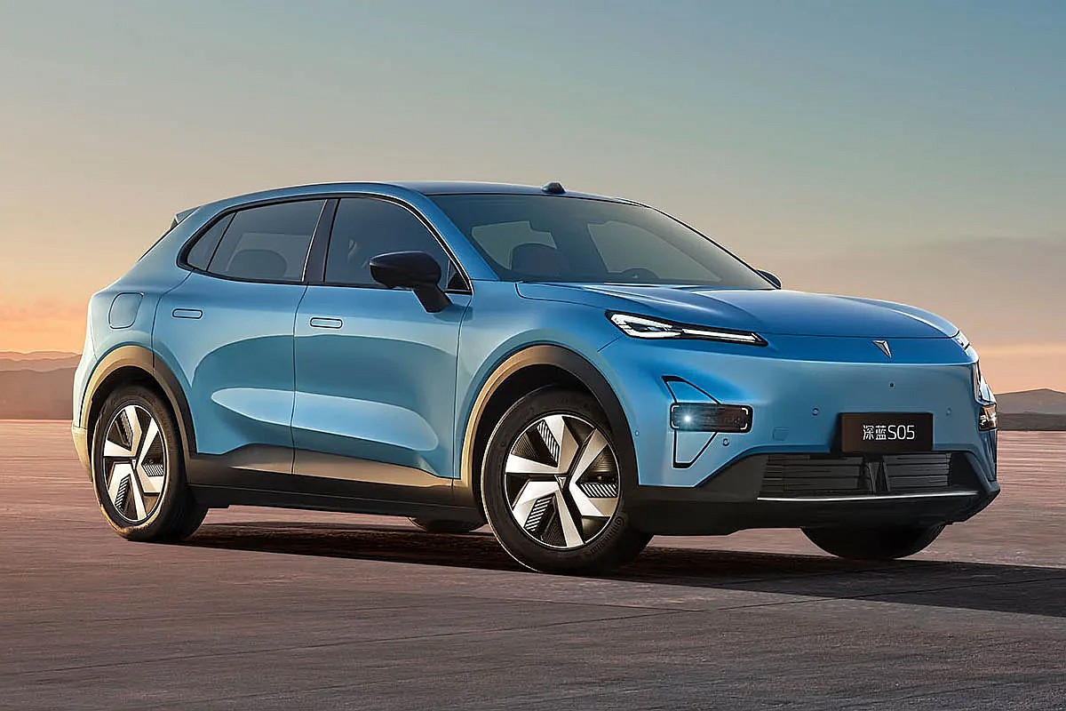 Changan Deepal S05_02