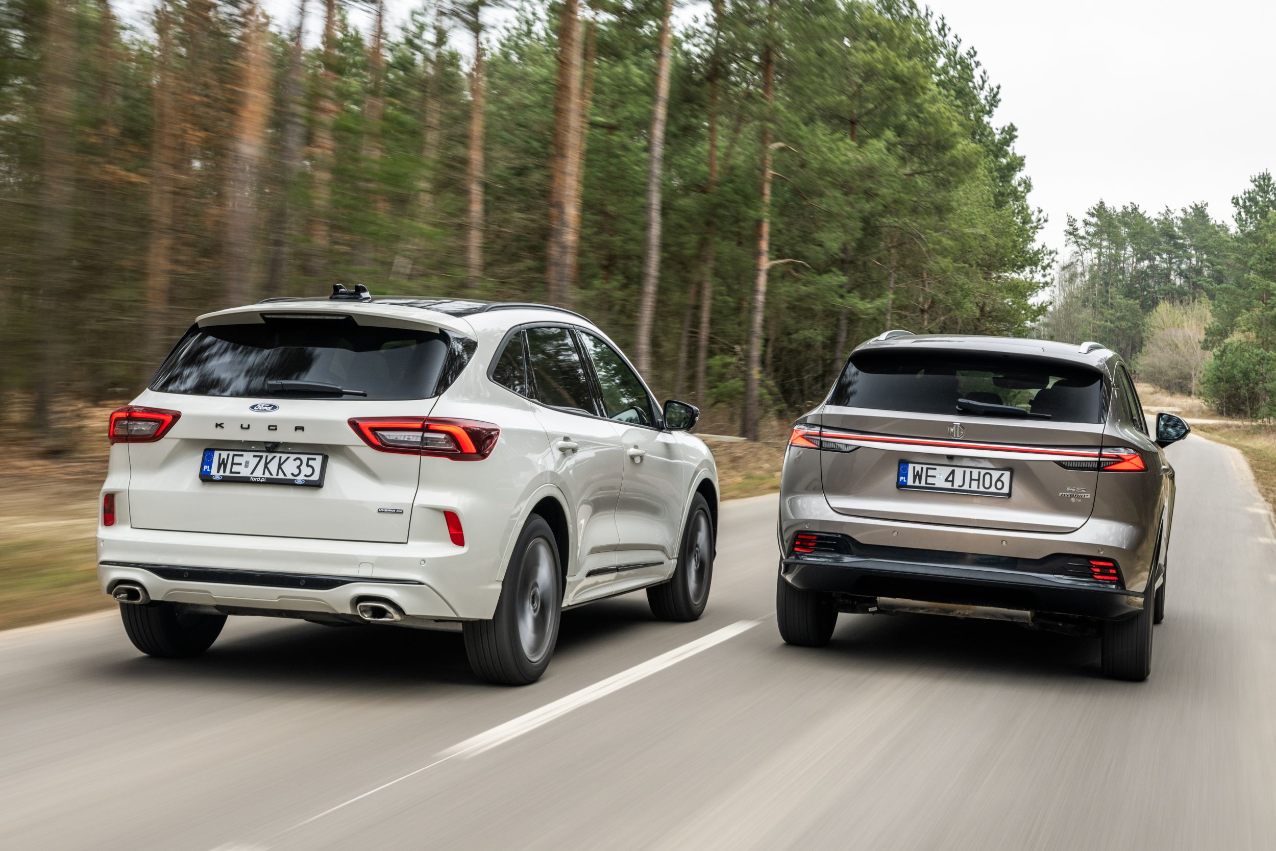 Ford Kuga, MG HS - 3