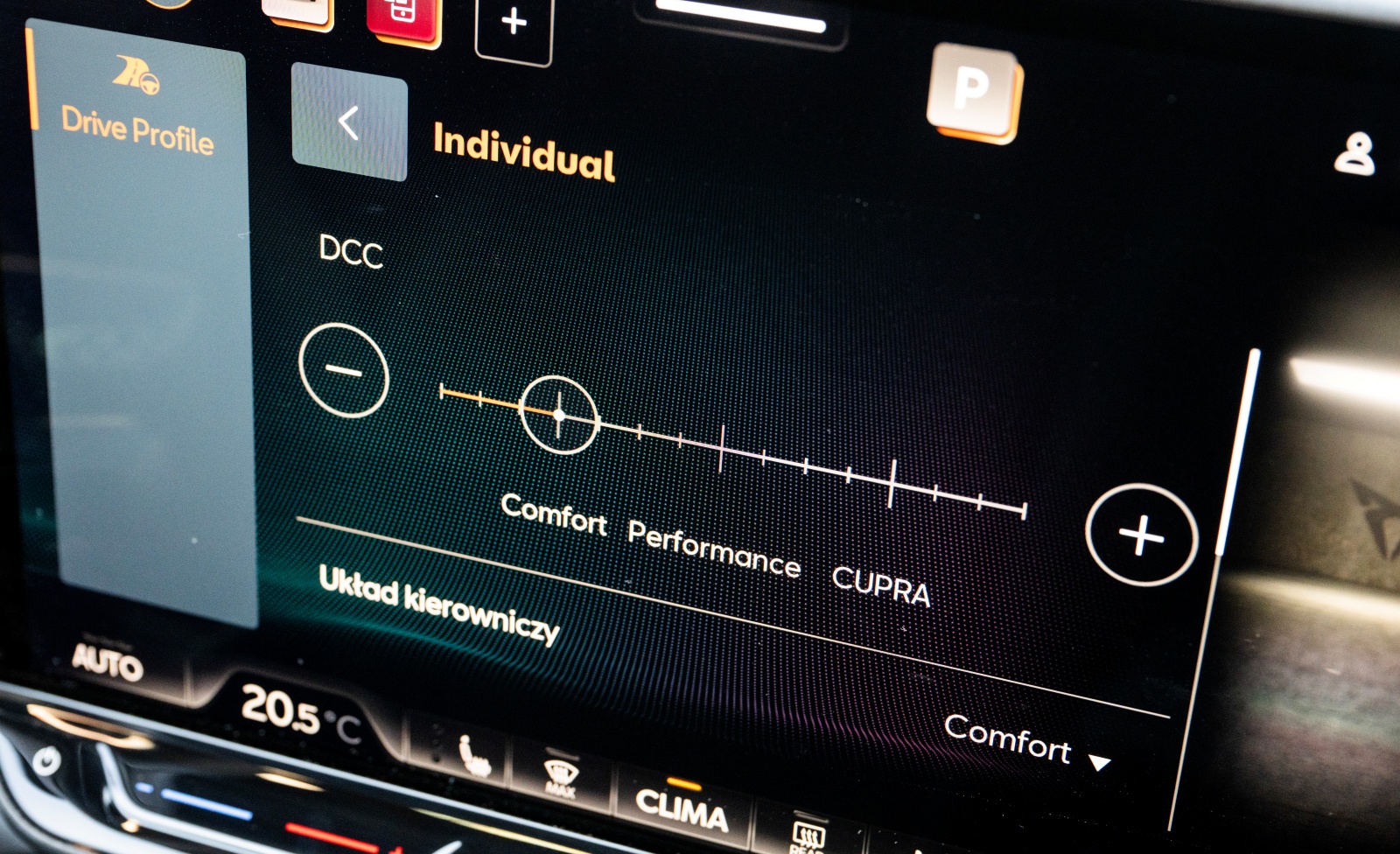 cupra-leon-sportstourer-vz-dcc