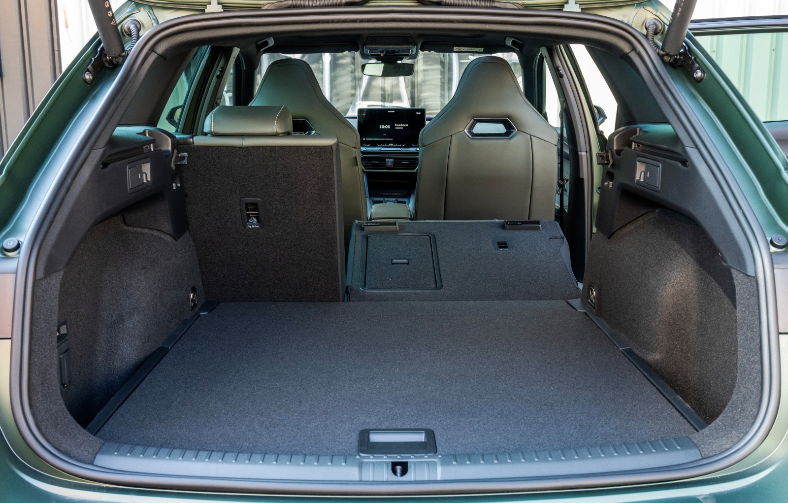 cupra-leon-sportstourer-vz-bagaznik