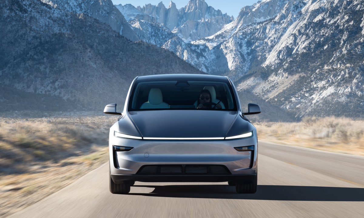 Tesla Model Y najpopularniejszym autem w Europie w marcu, ale Clio utrzymuje prowadzenie po I kwartale 2026 r.