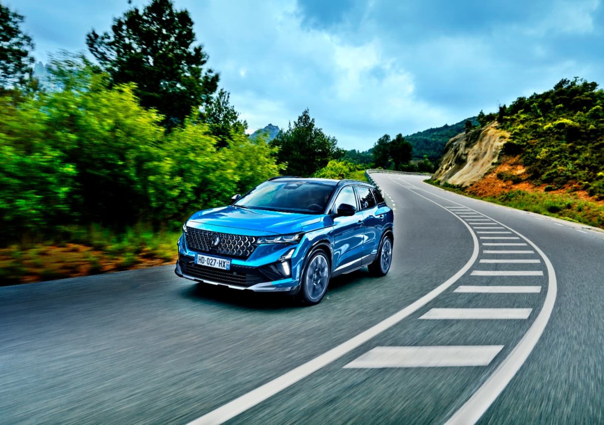 Renault Austral full hybrid E-Tech – SUV na co dzień