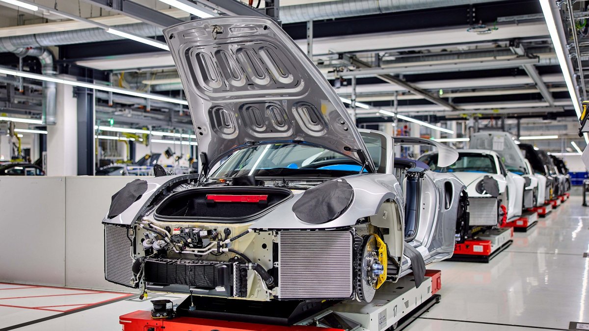 Porsche tnie premie do zera. Tak złej atmosfery dawno nie było w Zuffenhausen