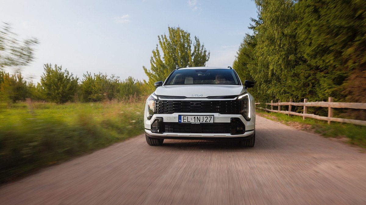 Kia wzywa do serwisu ponad 174 tys. aut. Problem dotyczy cyfrowych zegarów i jednego z najważniejszych wskazań