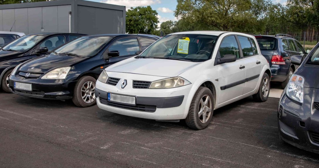 Tanie auto używane za kilka tysięcy złotych – jak wybrać i czego unikać