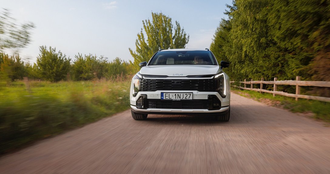 Kia wzywa do serwisu ponad 174 tys. aut. Problem dotyczy cyfrowych zegarów i jednego z najważniejszych wskazań