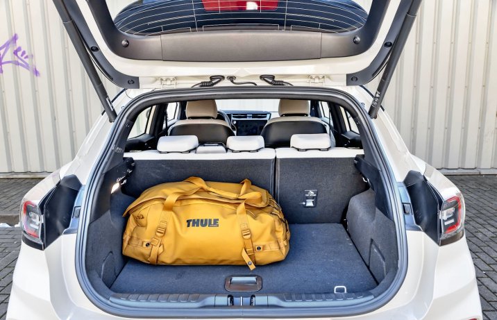 Ford Puma 1.0 EcoBoost Hybrid 155 ST-Line X (2026) – test, porównanie - bagażnik