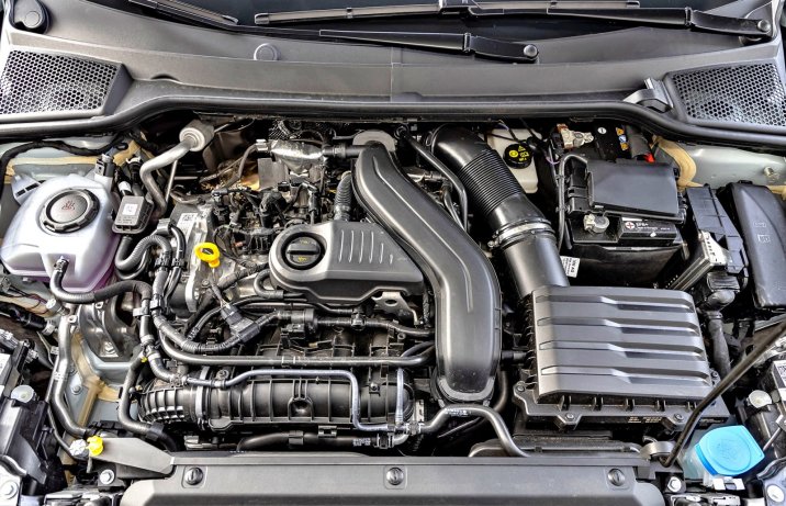 Seat Arona 1.5 TSI DSG FR (2026) – test, porównanie - silnik