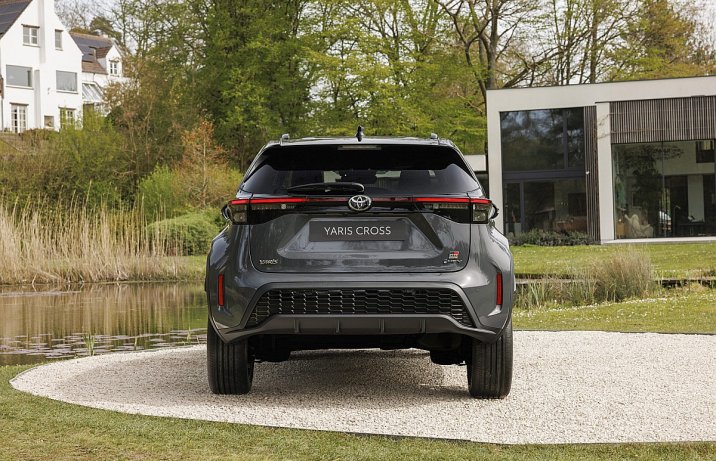 Toyota Yaris Cross GR Sport 2027