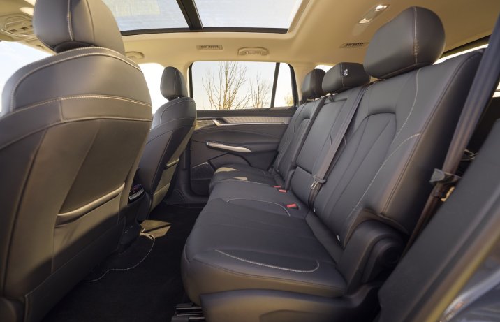 Drugi rząd siedzeń w MG S9 PHEV