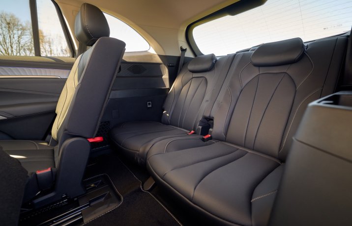 Trzeci rząd siedzeń w MG S9 PHEV