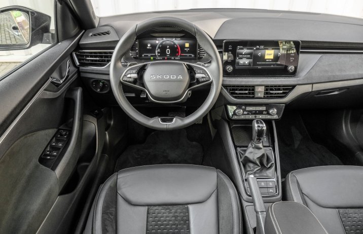 Skoda Scala - kokpit