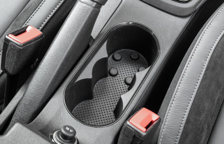 Skoda Scala - cupholdery