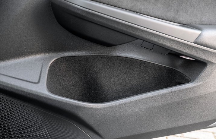 Volkswagen Golf - kieszeń drzwiowa