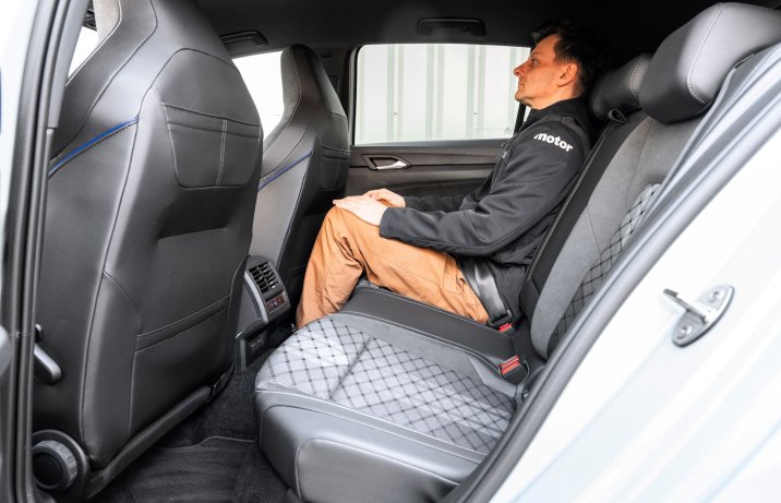 Volkswagen Golf - kanapa