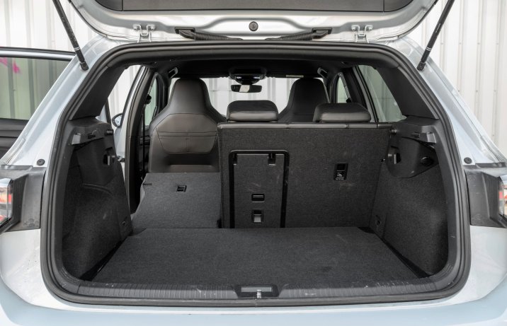 Volkswagen Golf - bagażnik