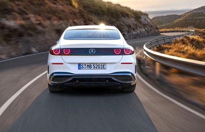 Mercedes C 400 4Matic electric