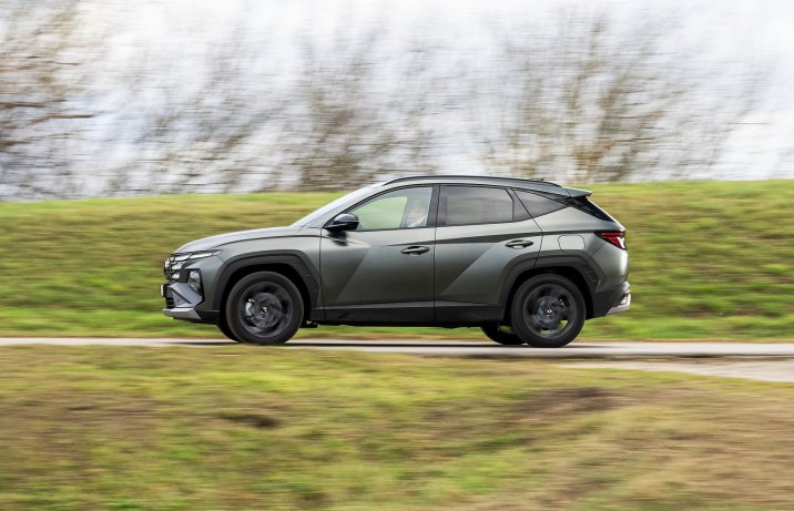 Hyundai Tucson 1.6 T-GDI HEV 6AT 2WD (2026) – test
