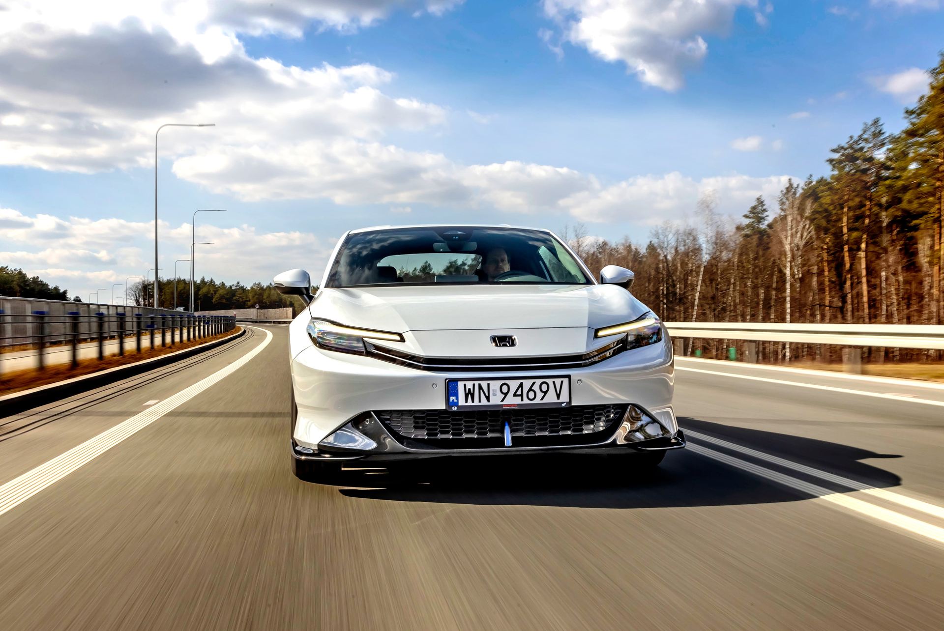 honda-prelude-e-hev-advance-jazda-przod