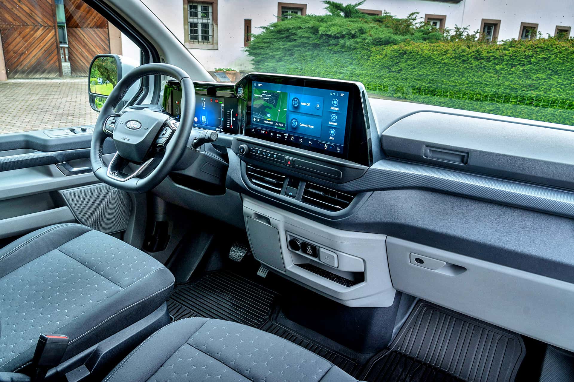 Ford-Transit-Custom-deska-rozdzielcza