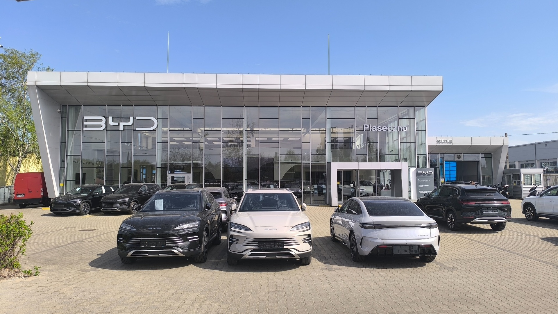 byd-salon-piaseczno-samochody-elektryczne-1920