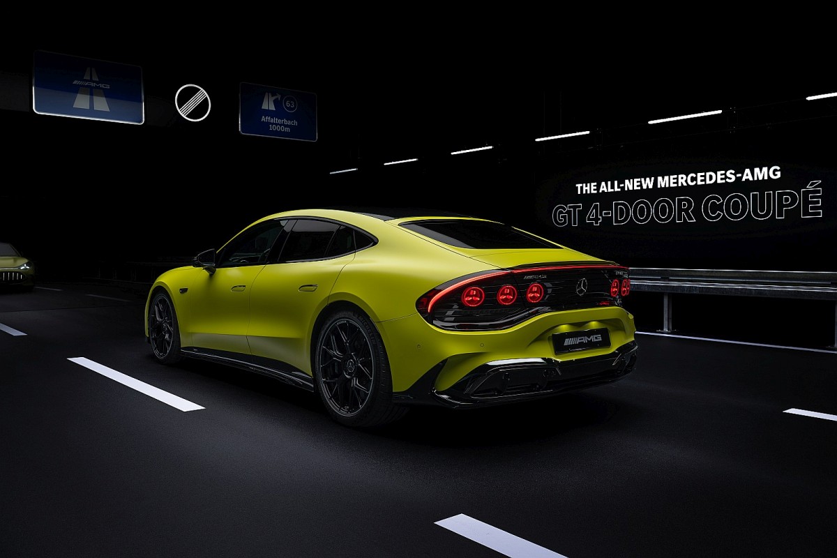 Mercedes-AMG GT 4d Coupe 2027 (7)