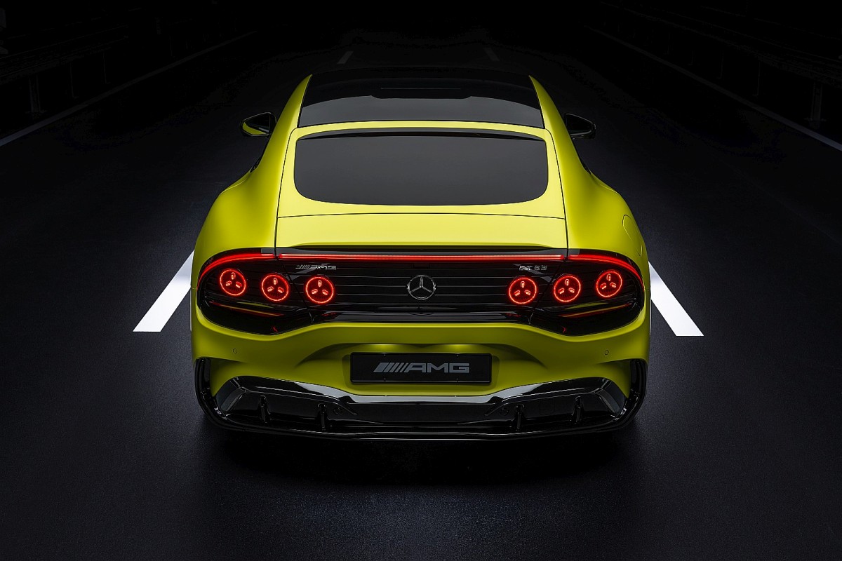 Mercedes-AMG GT 4d Coupe 2027 (8)