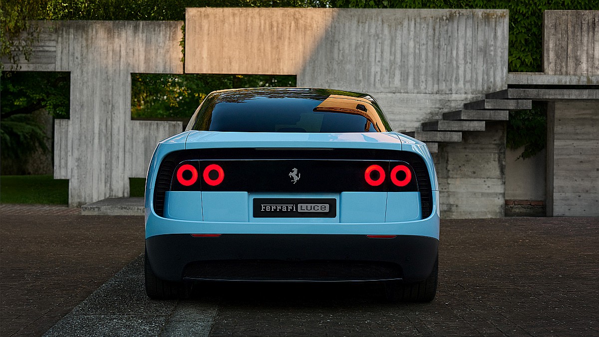 Ferrari Luce (4)