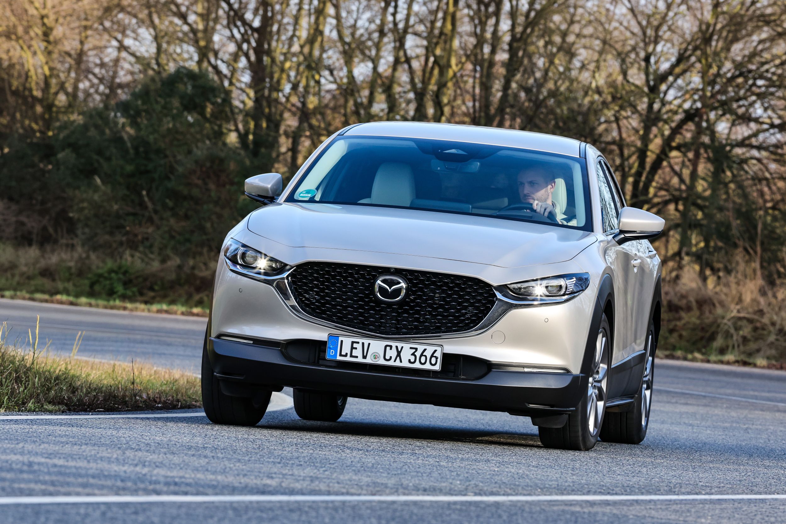 Mazda CX-30 - przod