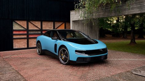 Ferrari Luce (5)